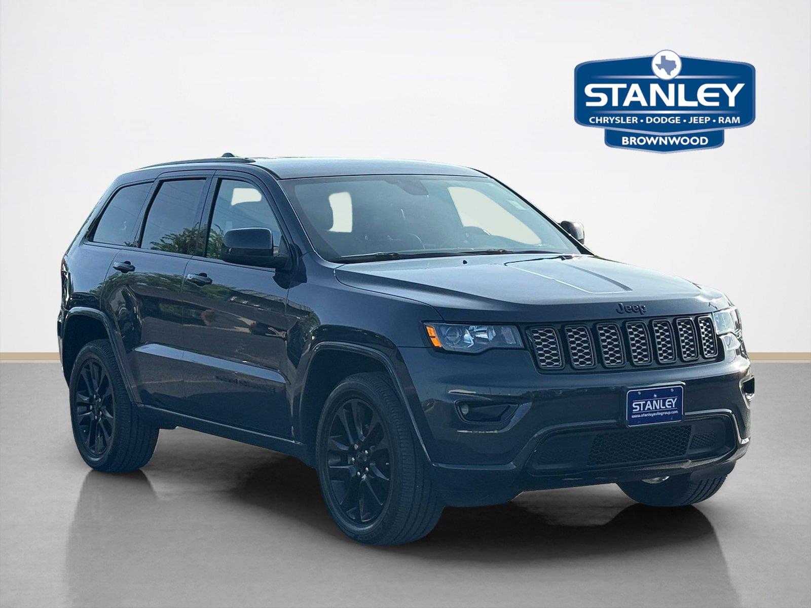 Rhino Clearcoat 2018 Jeep Grand Cherokee SUV / Crossover Four-Wheel Drive 8-Speed Automatic