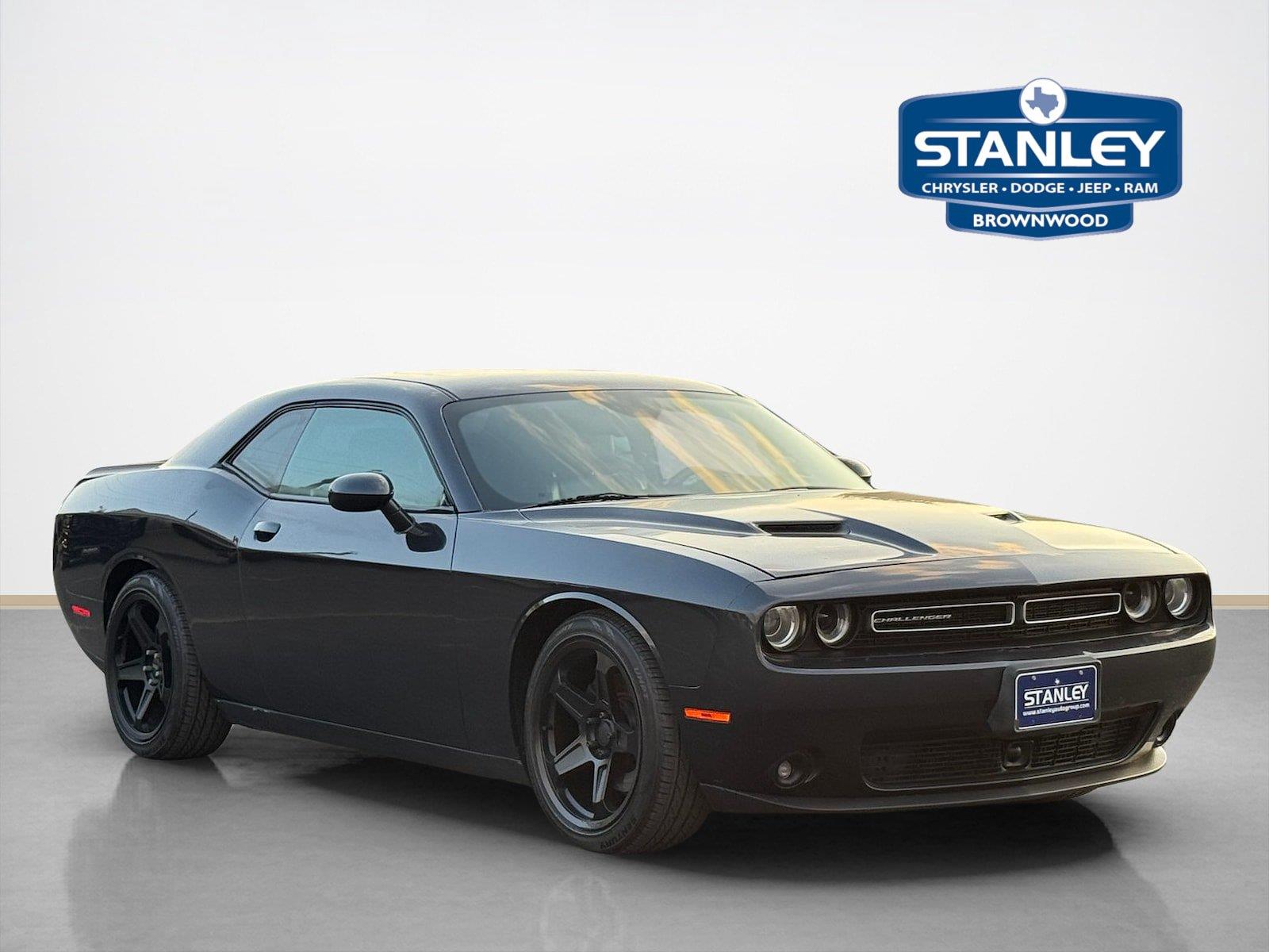 2016 Dodge Challenger SXT Plus RWD