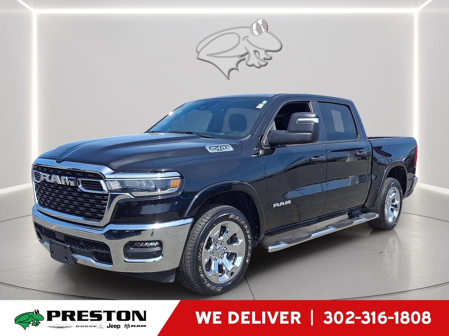 Diamond Black Crystal Pearlcoat 2025 RAM 1500 Big Horn Crew Cab 4WD Pickup Truck Four-Wheel Drive 8-Speed Automatic
