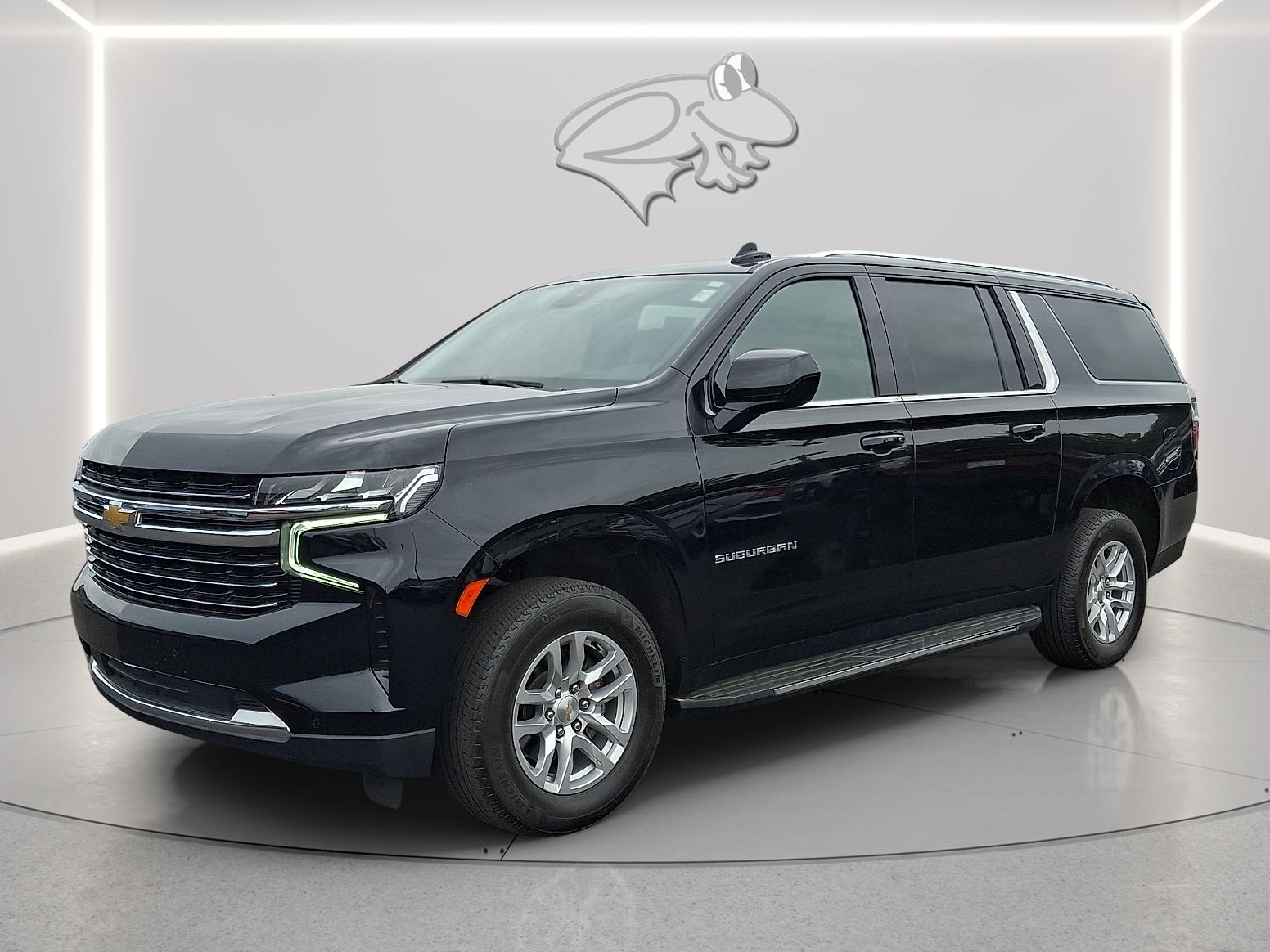View vehicle photo 3