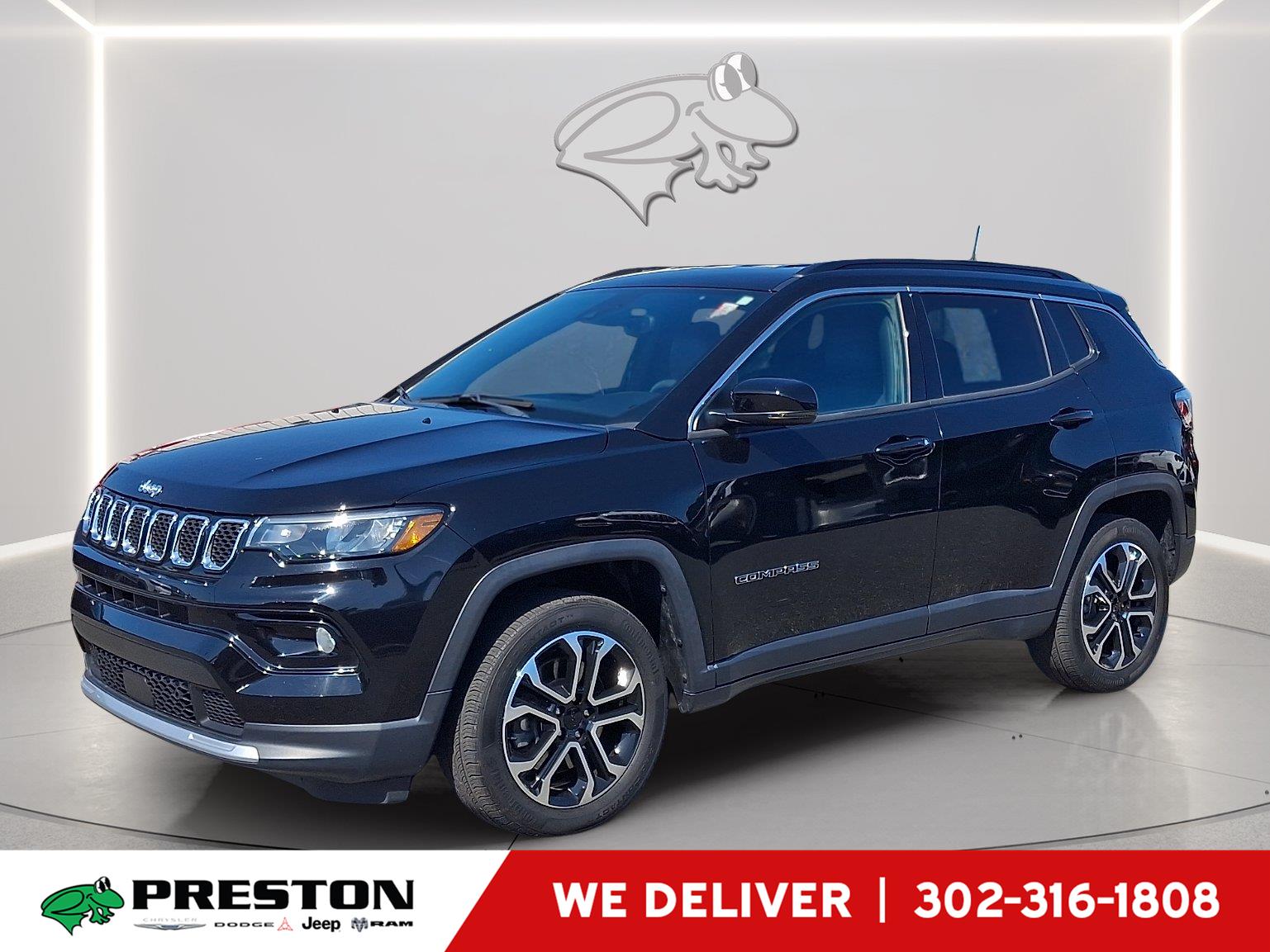 Diamond Black Crystal Pearlcoat 2023 Jeep Compass SUV / Crossover Four-Wheel Drive 8-Speed Automatic