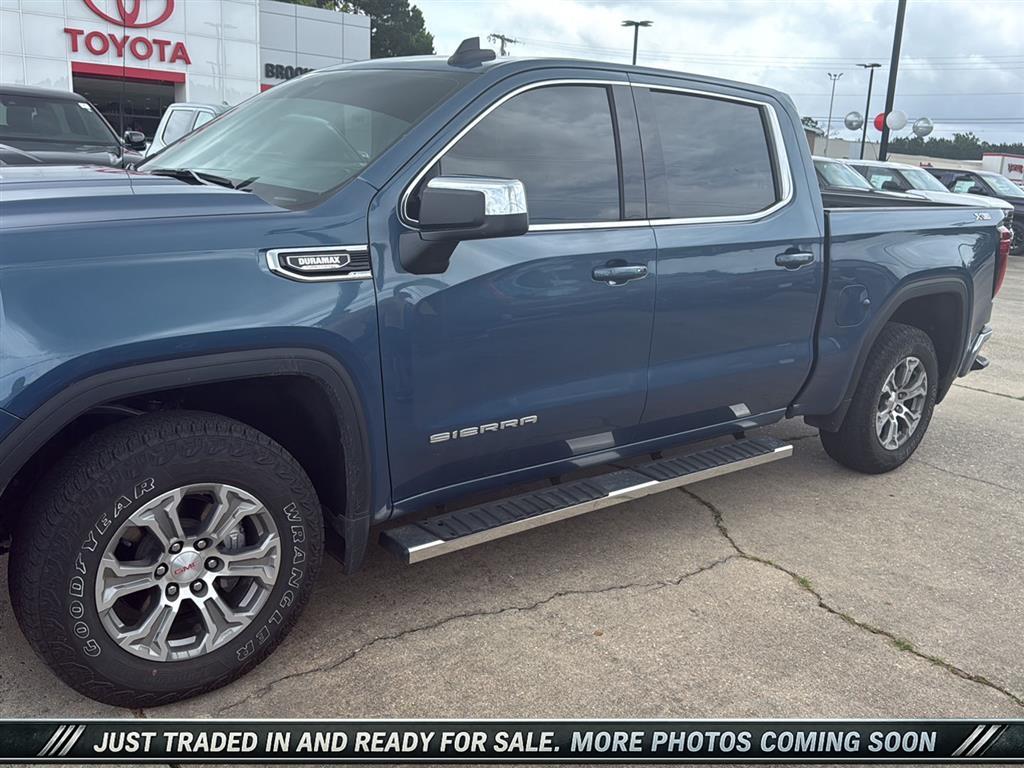 2024 GMC Sierra 1500 SLE Crew Cab 4WD