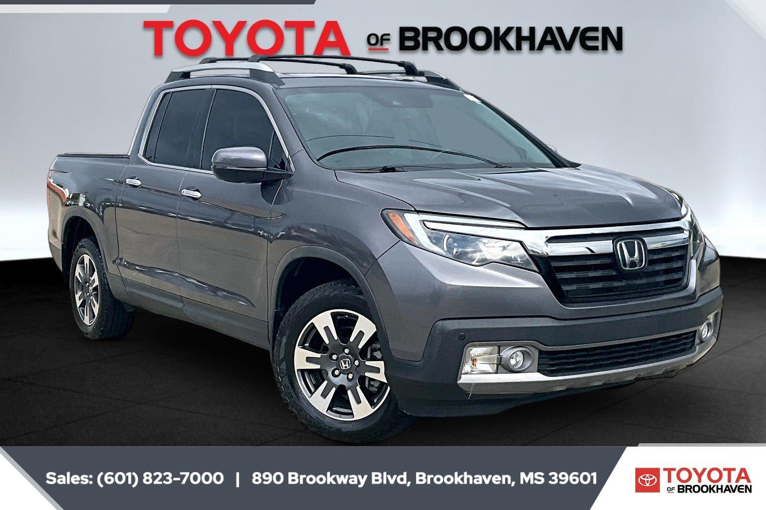 Gray (Modern Steel Metallic) 2018 Honda Ridgeline RTL-E AWD Pickup Truck All-Wheel Drive Automatic