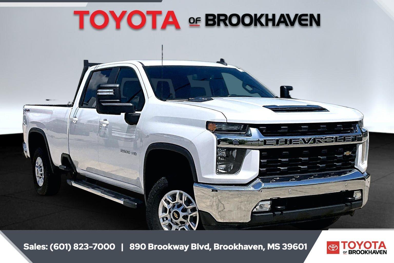 Summit White 2021 Chevrolet Silverado 2500HD LT Crew Cab 4WD Pickup Truck Four-Wheel Drive Automatic