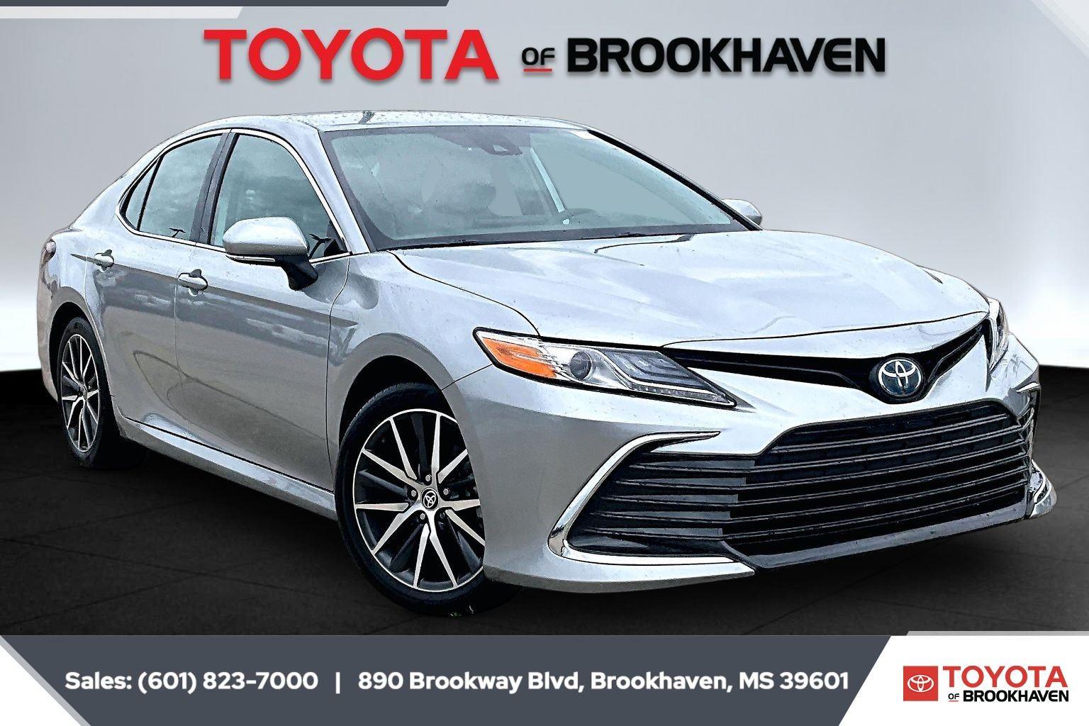 2024 Toyota Camry Hybrid XLE FWD