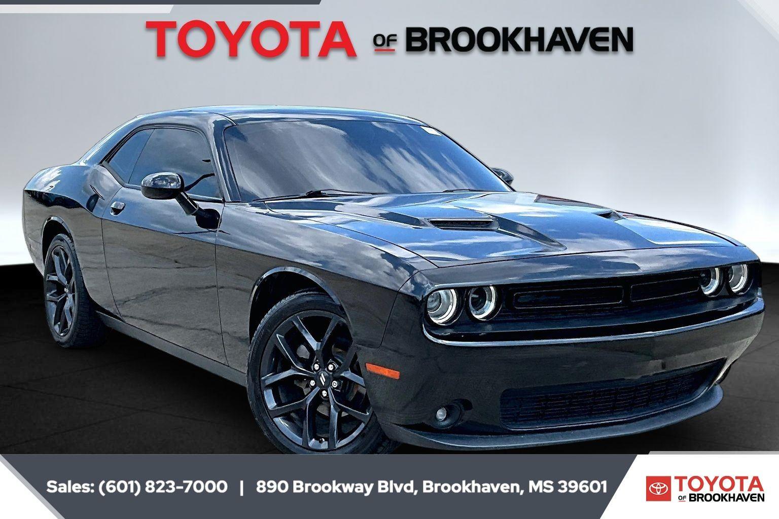2022 Dodge Challenger SXT RWD