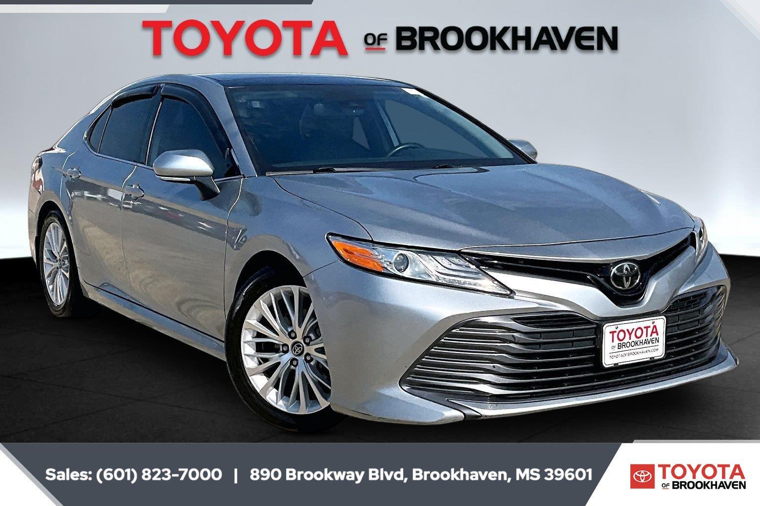 Celestial Silver Metallic 2019 Toyota Camry Sedan Front-Wheel Drive 8-Speed Automatic
