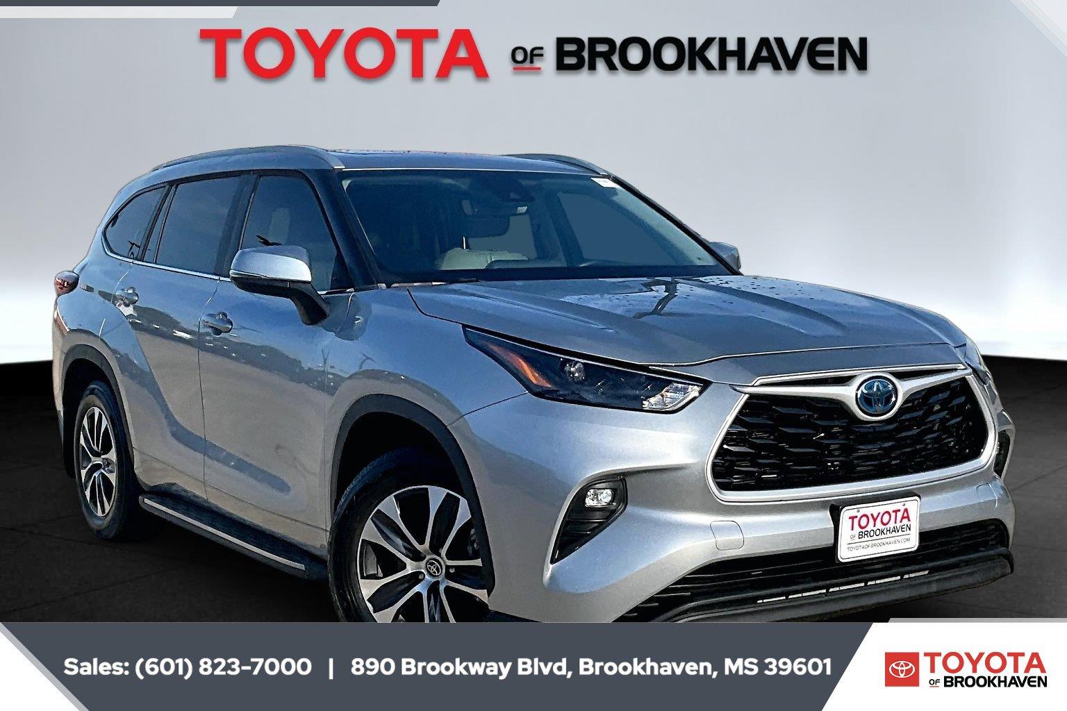 2023 Toyota Highlander Hybrid XLE FWD