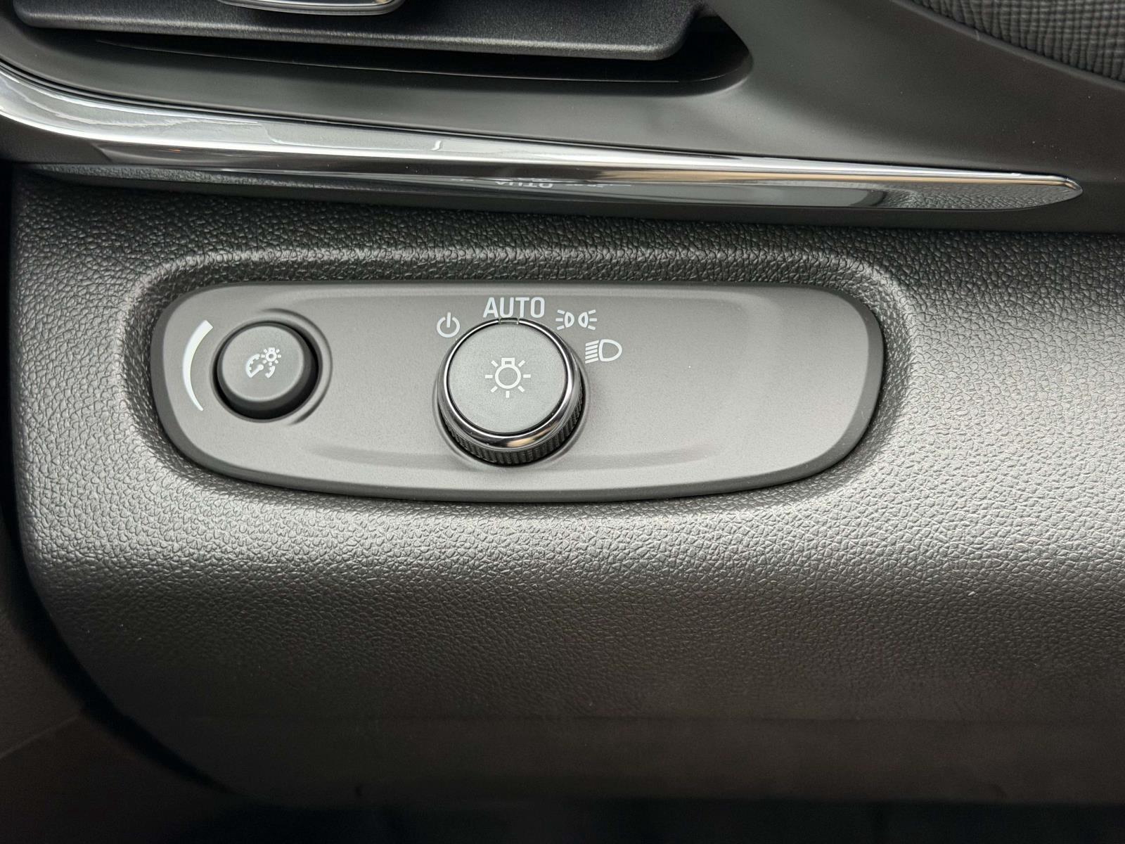 New 2026 Buick Envista SUV