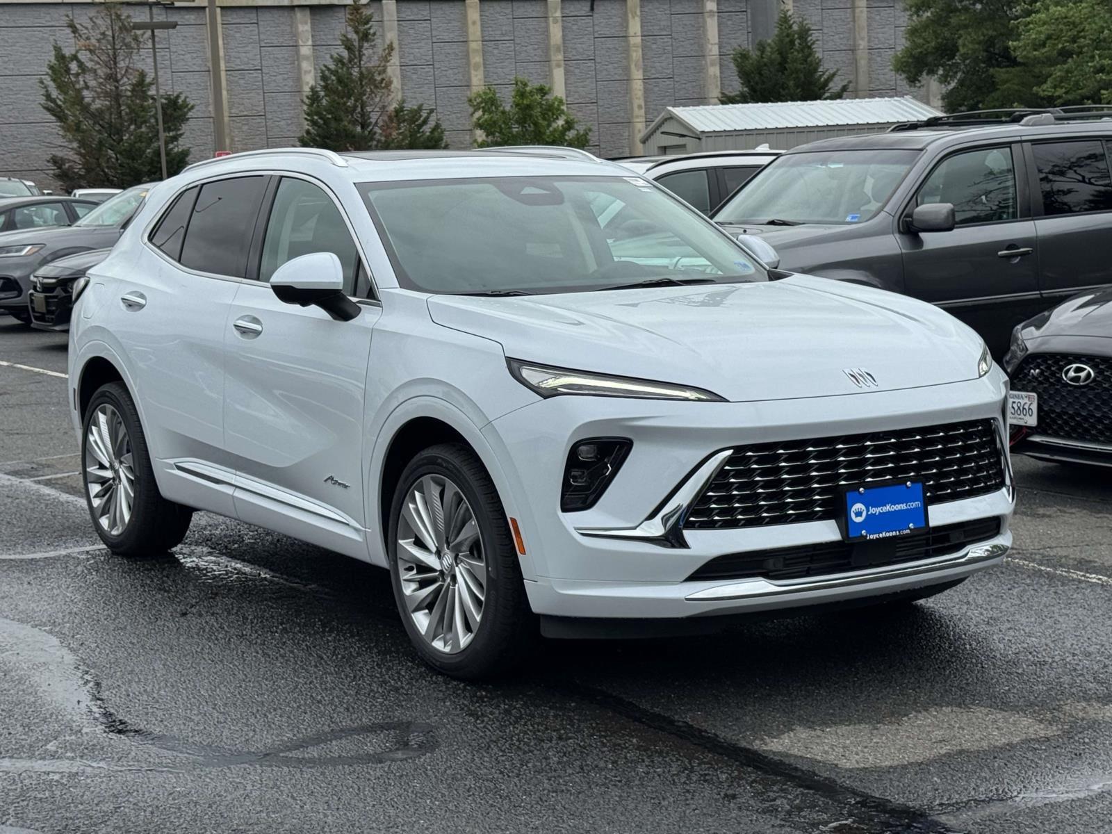 Iridescent White Tricoat 2026 Buick Envision SUV / Crossover All-Wheel Drive 9-Speed Automatic
