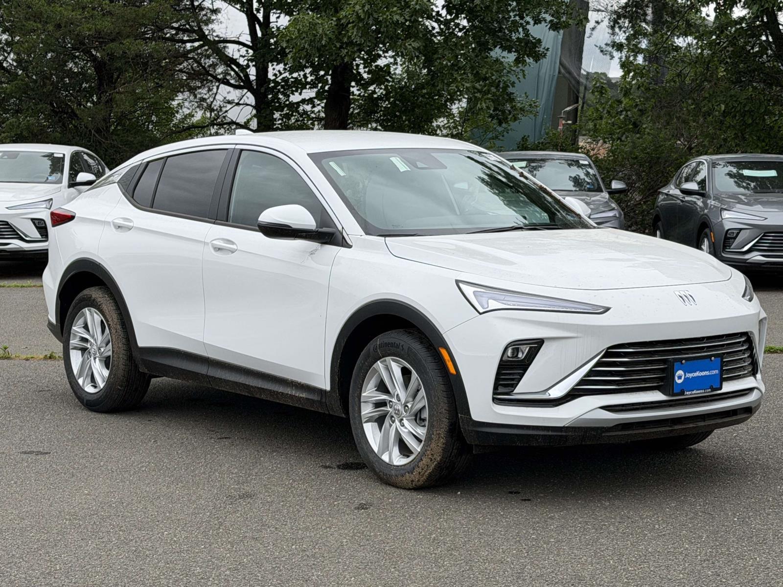 Summit White 2026 Buick Envista SUV / Crossover Front-Wheel Drive 6-Speed Automatic