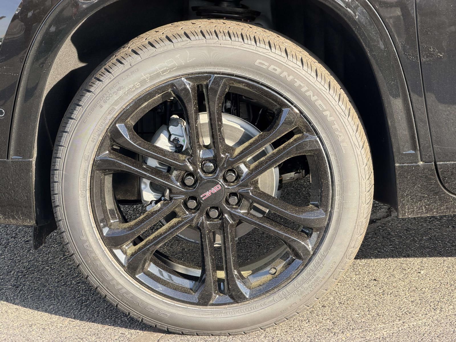 New 2026 GMC Acadia Sedan