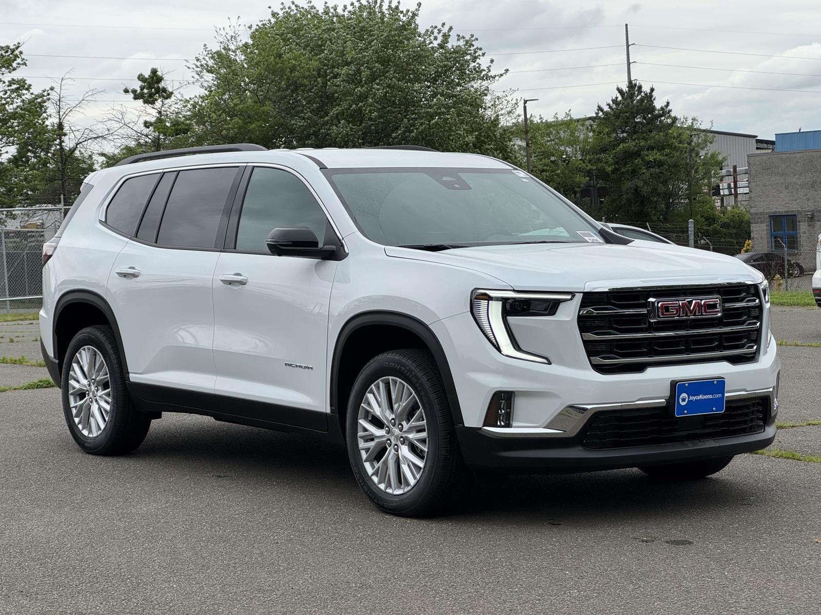 Summit White 2026 GMC Acadia SUV / Crossover Four-Wheel Drive 8-Speed Automatic