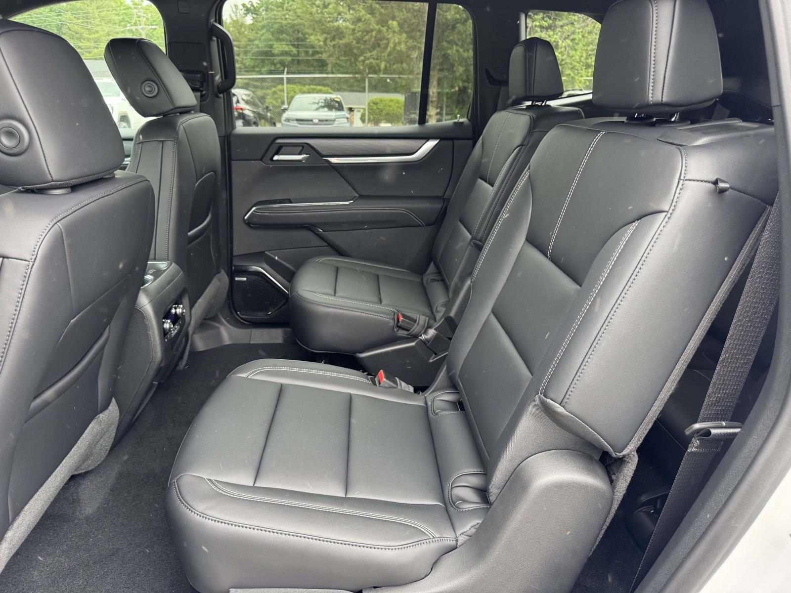 New 2026 GMC Acadia Sedan