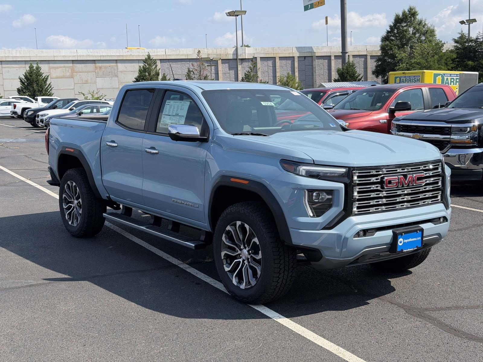 Glacier Metallic 2026 GMC Canyon Pickup Truck Four-Wheel Drive 8-Speed Automatic