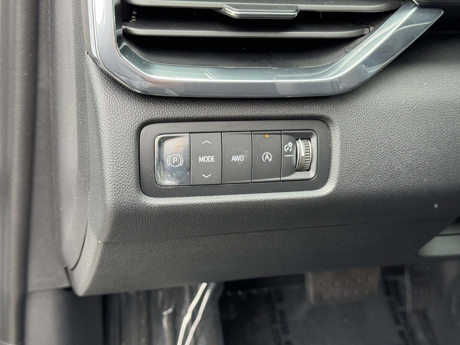 New 2026 GMC Acadia Sedan