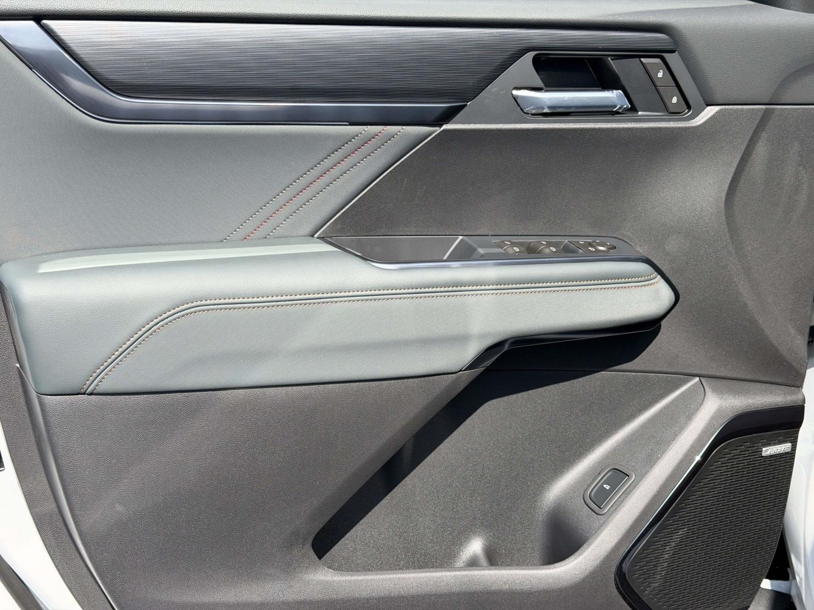 New 2026 GMC Acadia Sedan