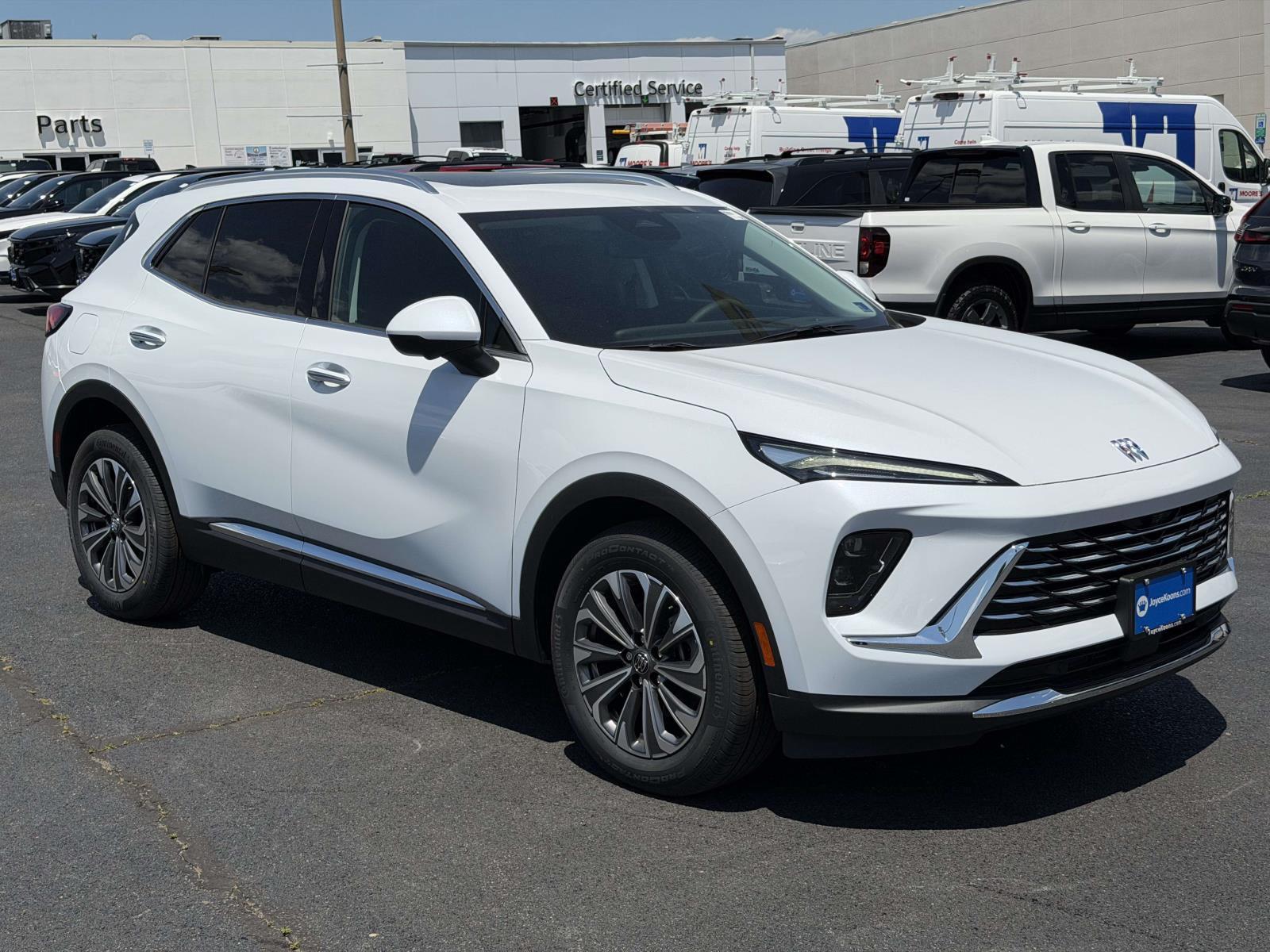 Iridescent White Tricoat 2026 Buick Envision SUV / Crossover All-Wheel Drive 9-Speed Automatic