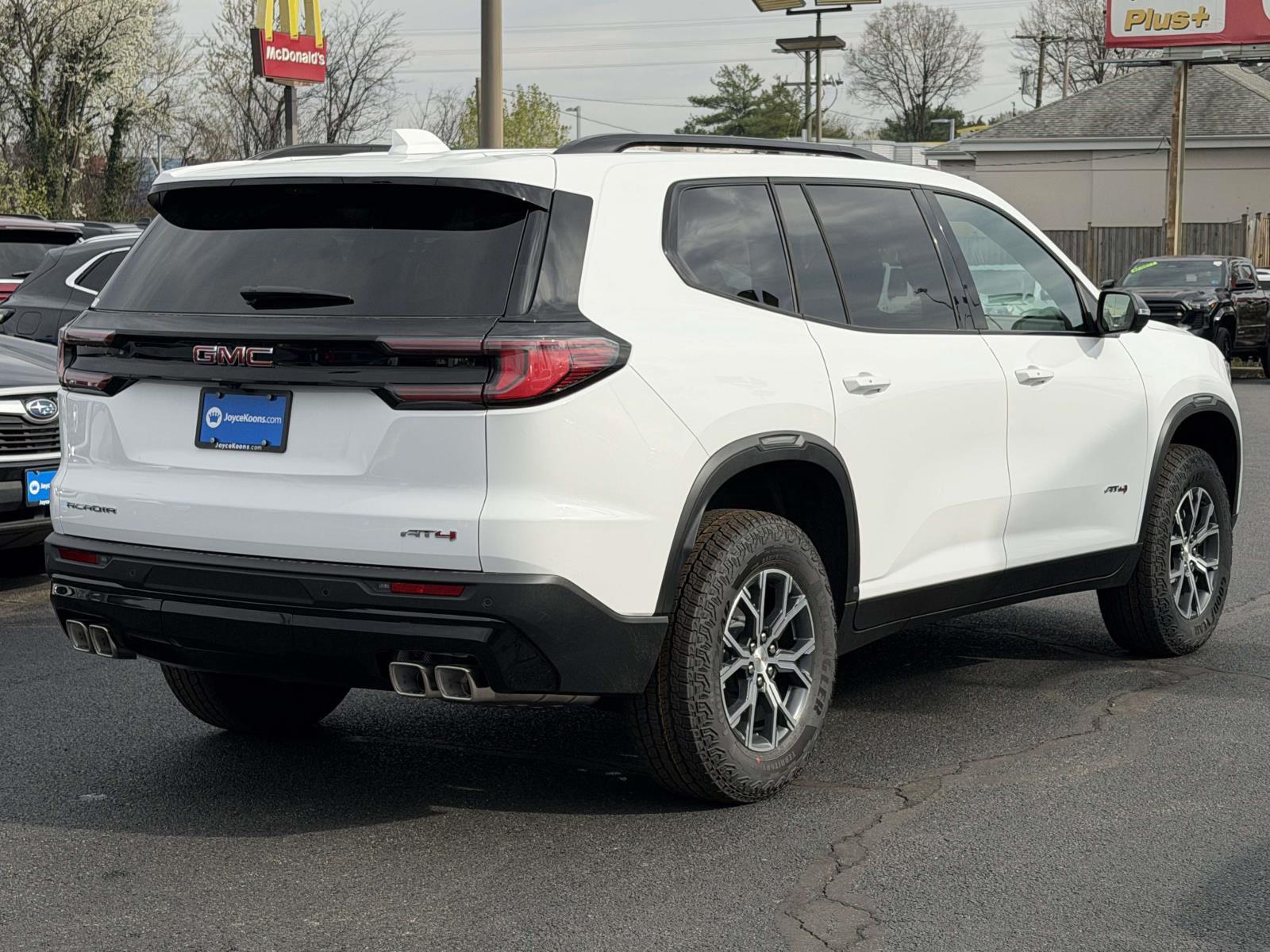 New 2026 GMC Acadia Sedan