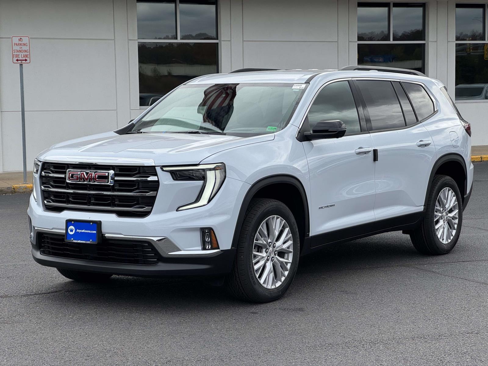 New 2026 GMC Acadia Sedan