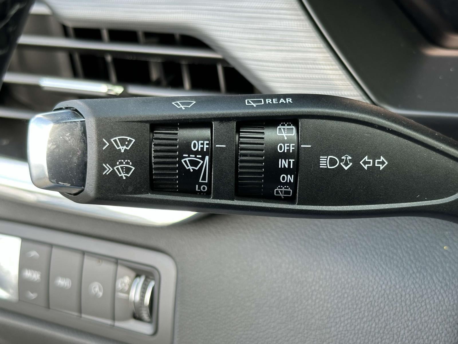 New 2025 GMC Acadia Sedan