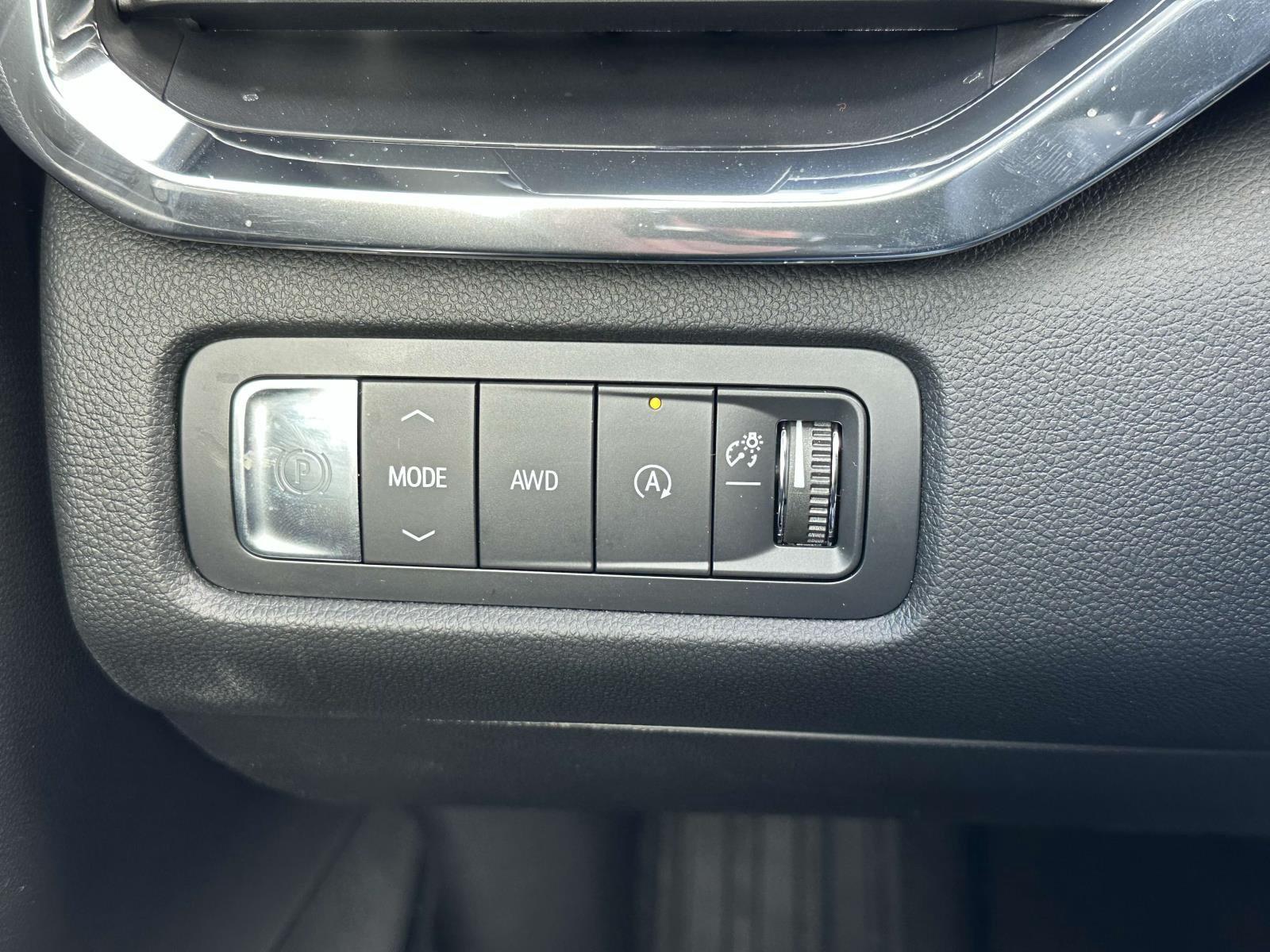 New 2025 GMC Acadia Sedan