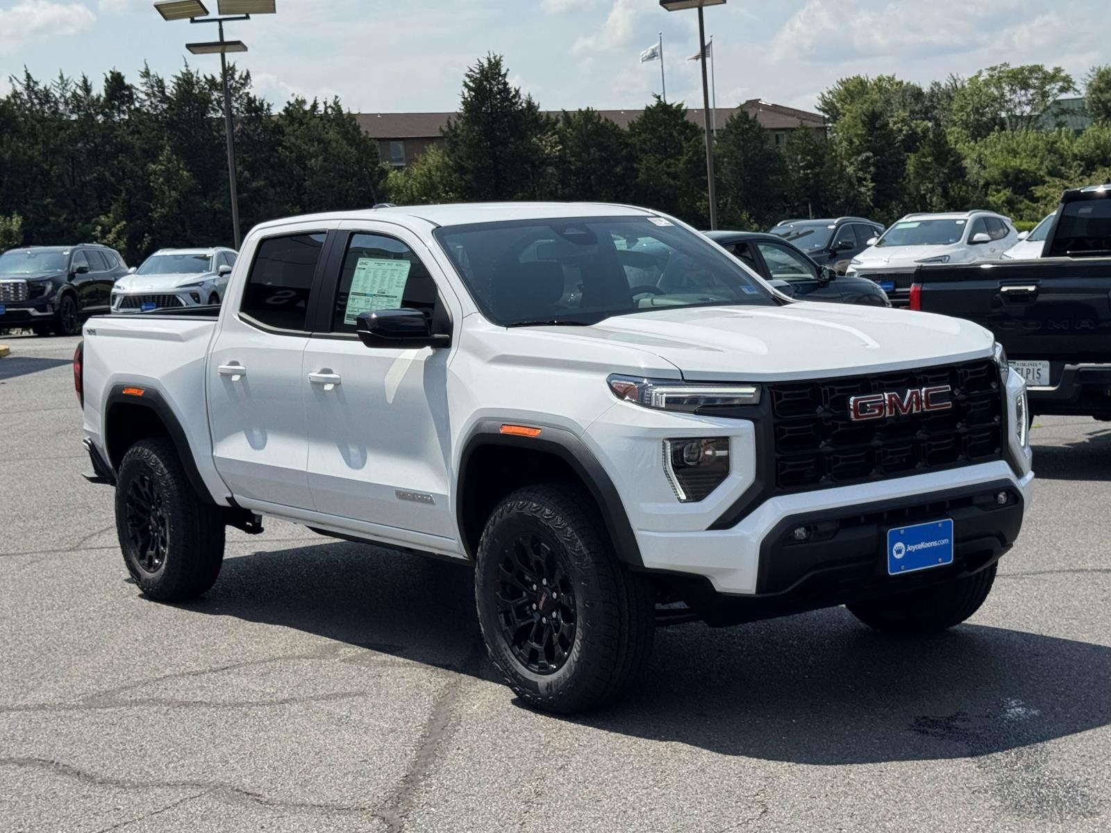 Summit White 2026 GMC Canyon Pickup Truck Four-Wheel Drive 8-Speed Automatic