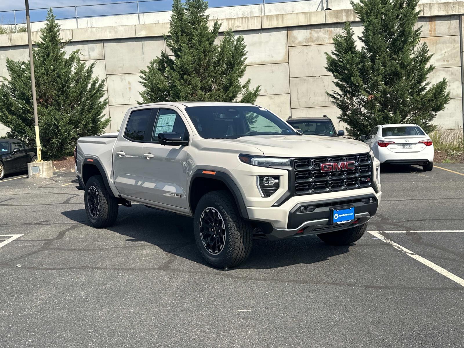 Coastal Dune 2026 GMC Canyon Pickup Truck Four-Wheel Drive 8-Speed Automatic