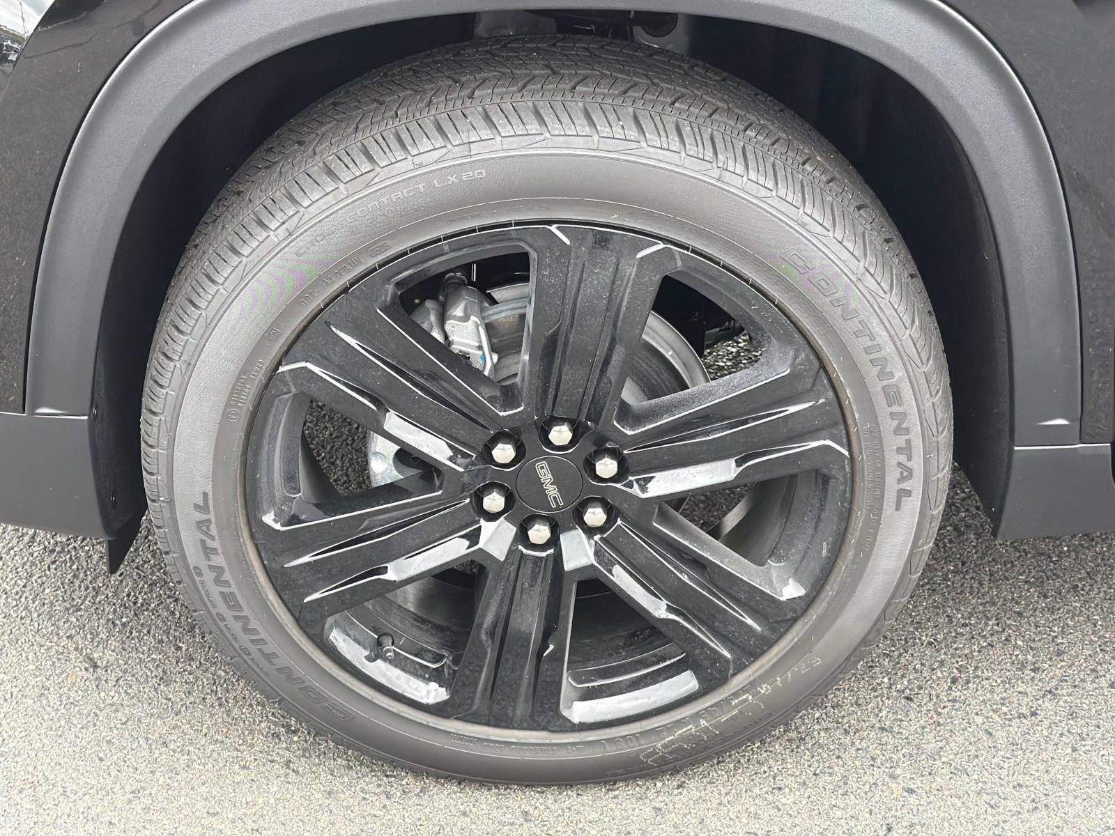 New 2027 GMC Acadia Sedan