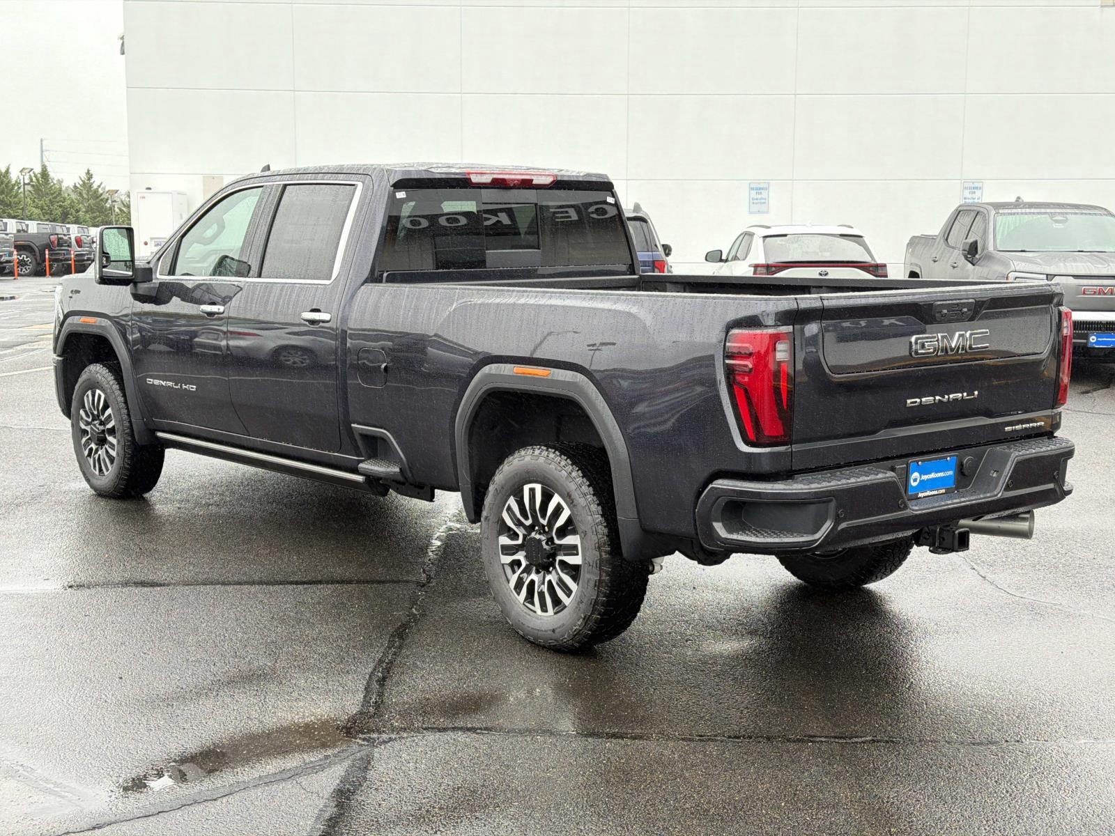 2026 GMC Sierra 3500HD Denali Ultimate - Photo 3