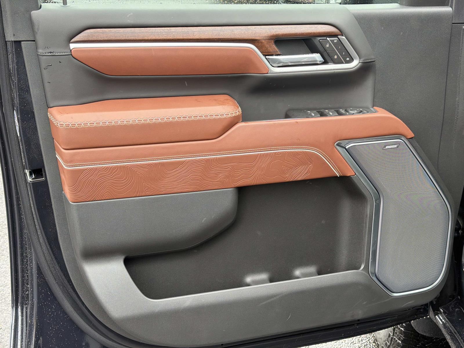 2026 GMC Sierra 3500HD Denali Ultimate - Photo 6