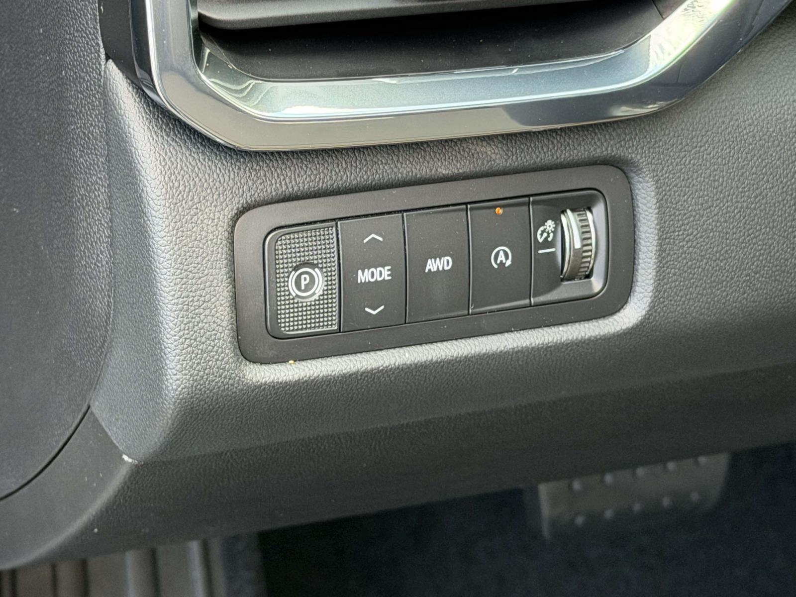 New 2027 GMC Acadia Sedan