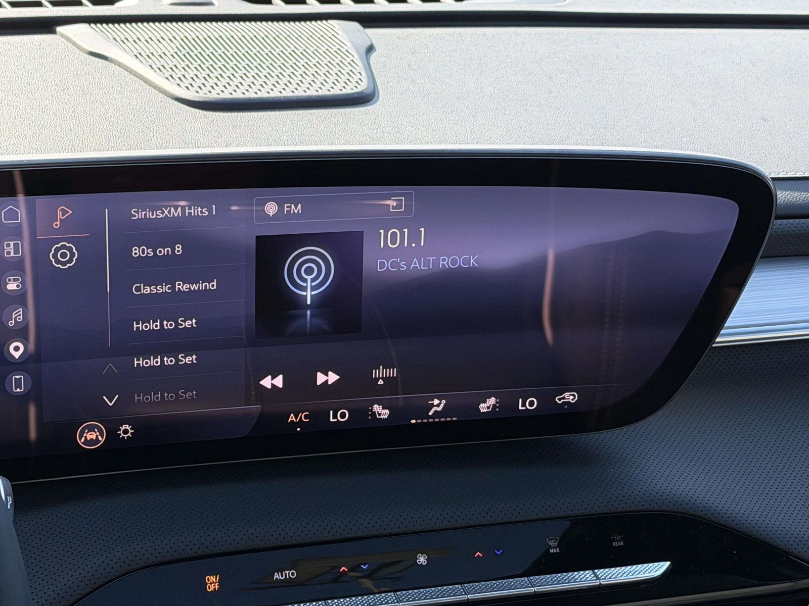 New 2027 Buick Enclave SUV