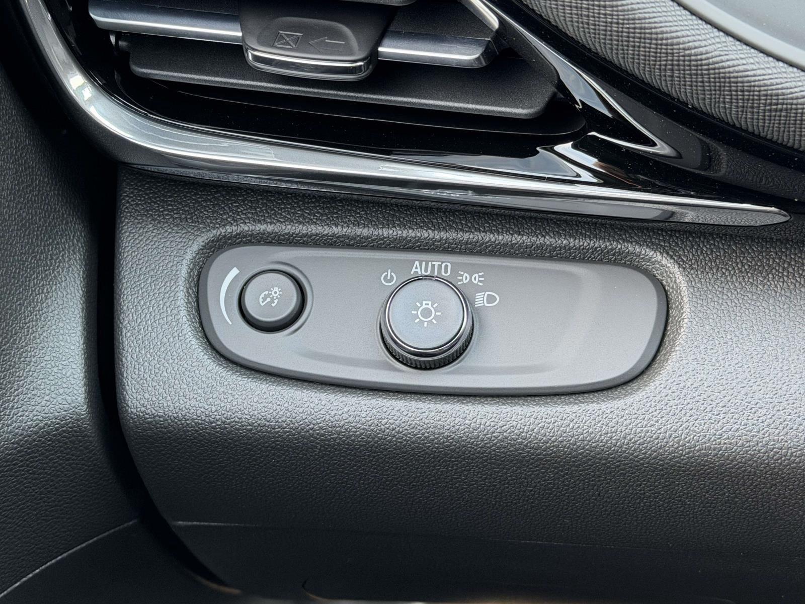 New 2026 Buick Envista SUV