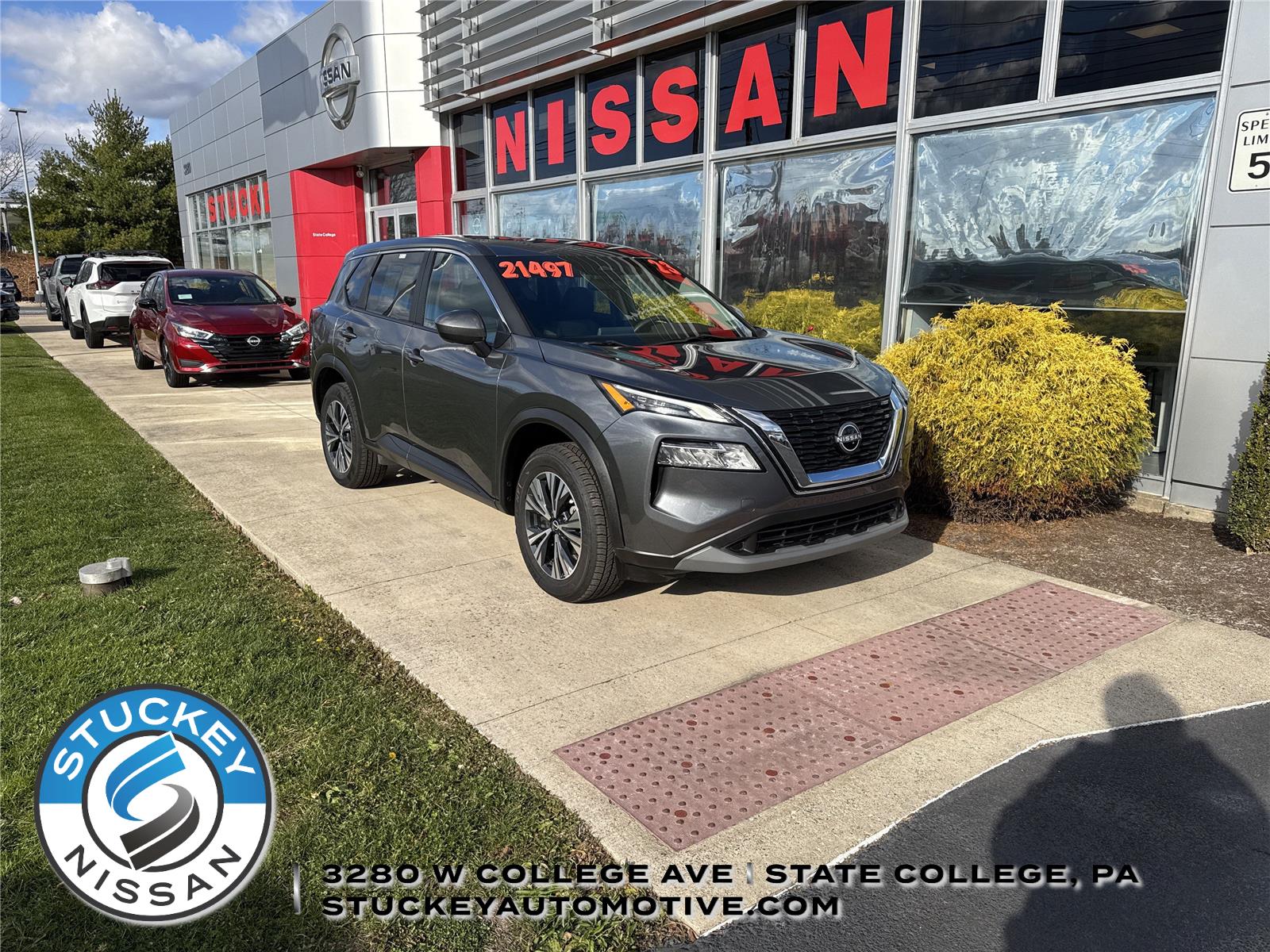 Gray (Gun Metallic) 2023 Nissan Rogue SV FWD SUV / Crossover Front-Wheel Drive Continuously Variable Transmission