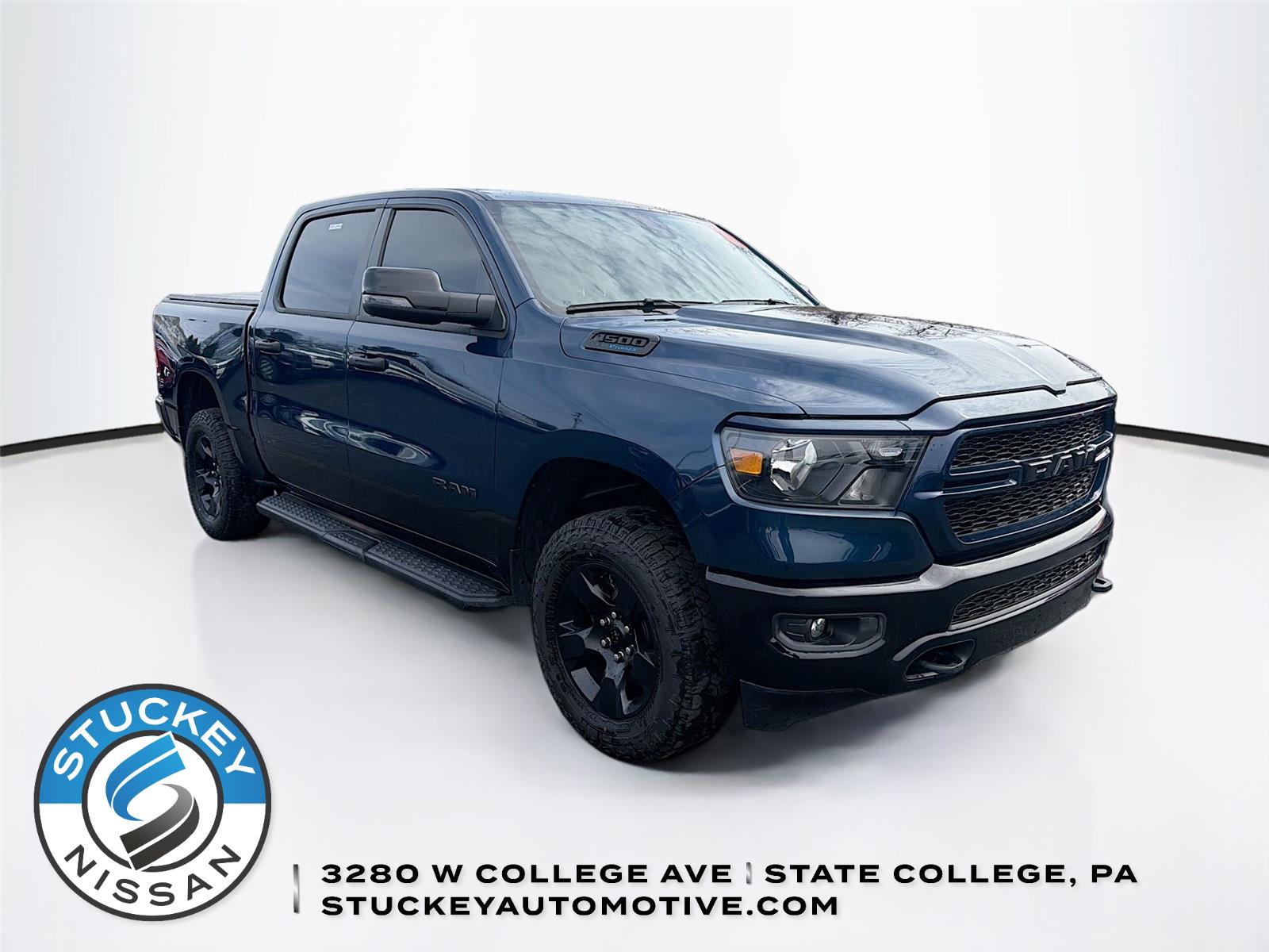 2023 RAM 1500 Big Horn Crew Cab 4WD