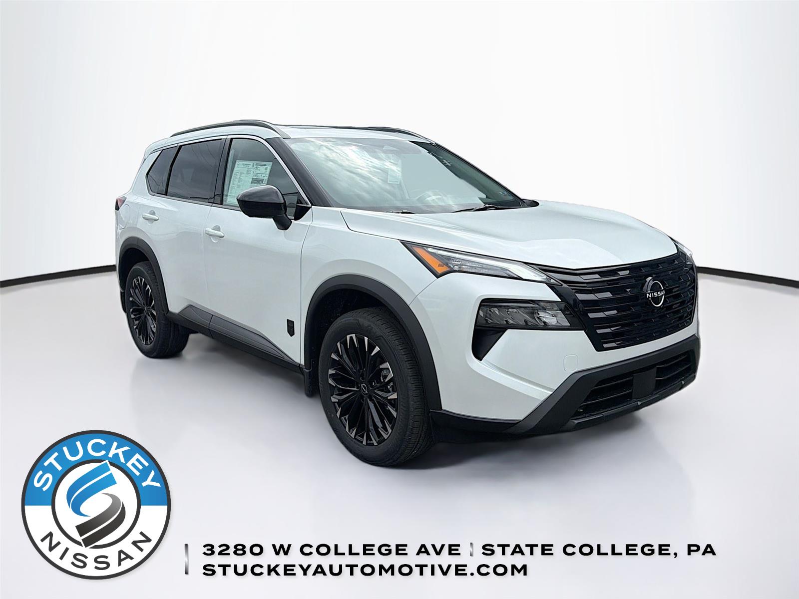 Everest White Pearl Tricoat 2026 Nissan Rogue Dark Armor AWD SUV / Crossover All-Wheel Drive Continuously Variable Transmission