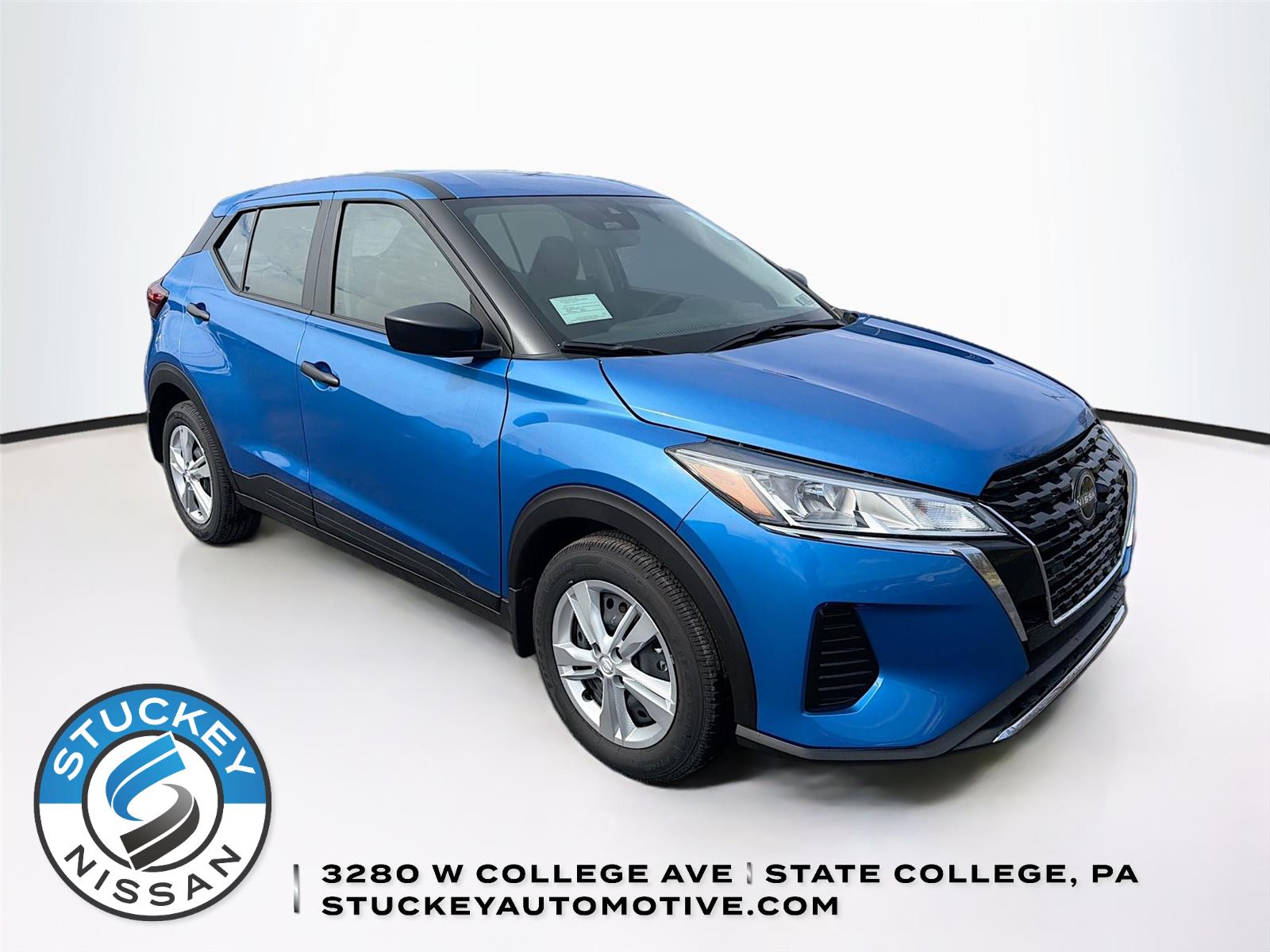 2025 Nissan Kicks Play S FWD