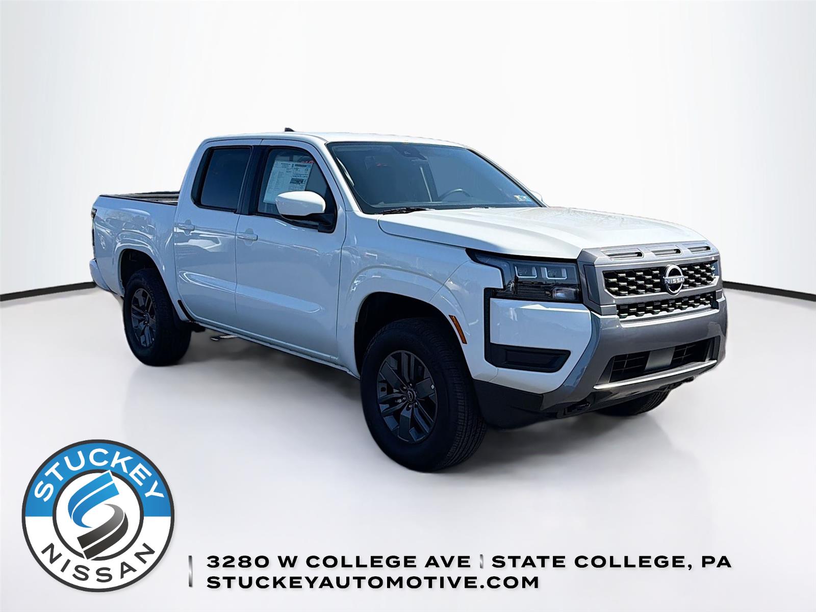 Glacier White 2026 Nissan Frontier SV Crew Cab 4WD Pickup Truck Four-Wheel Drive Automatic