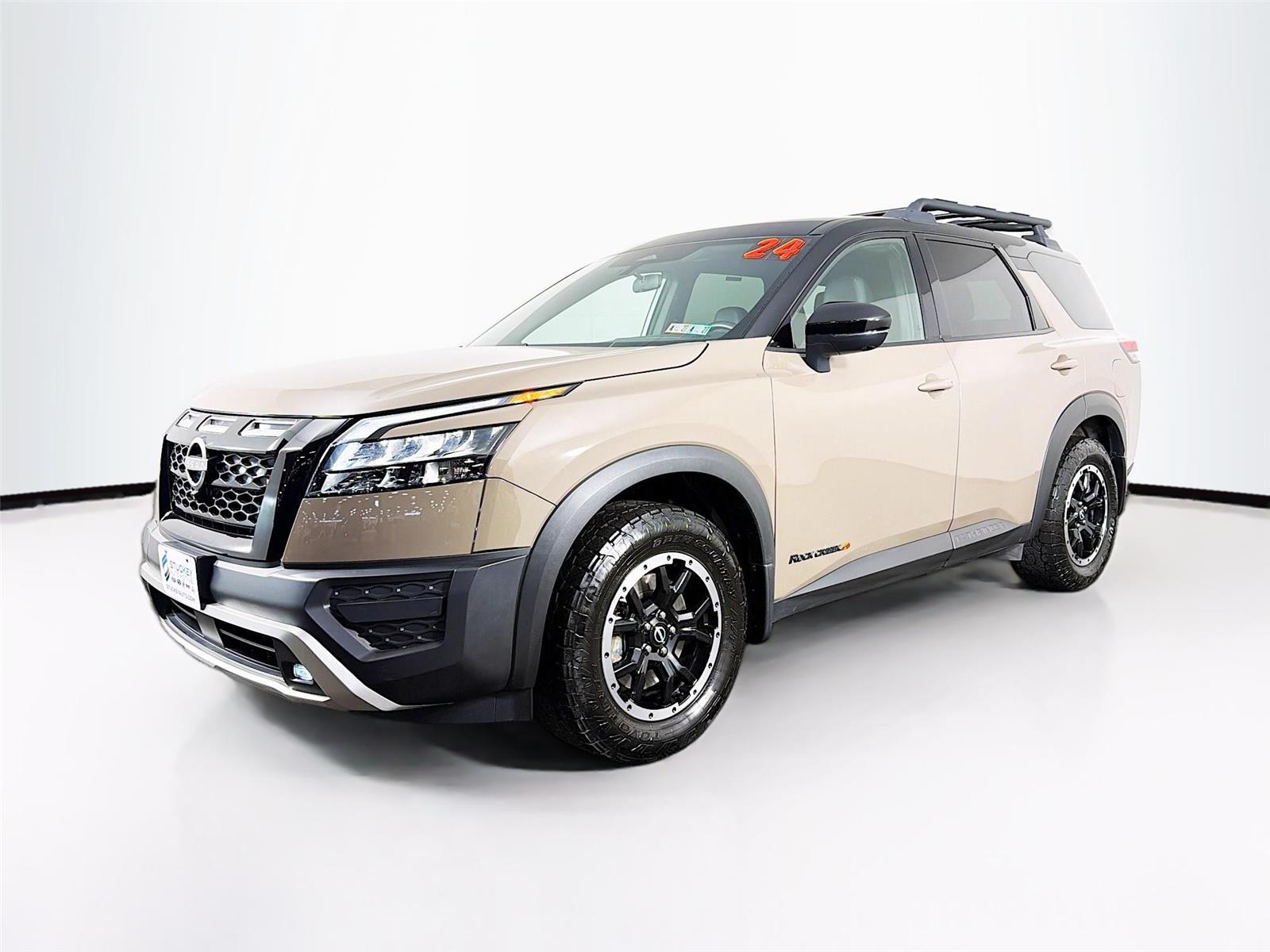 View vehicle photo 3