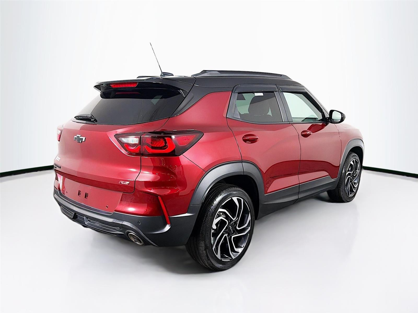 View vehicle photo 7