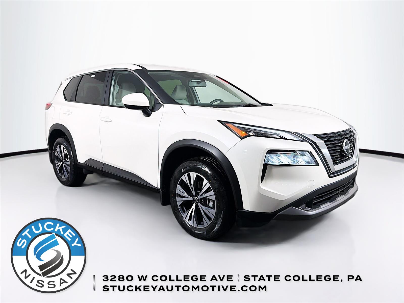 Pearl White Tricoat 2023 Nissan Rogue SV AWD SUV / Crossover All-Wheel Drive Continuously Variable Transmission