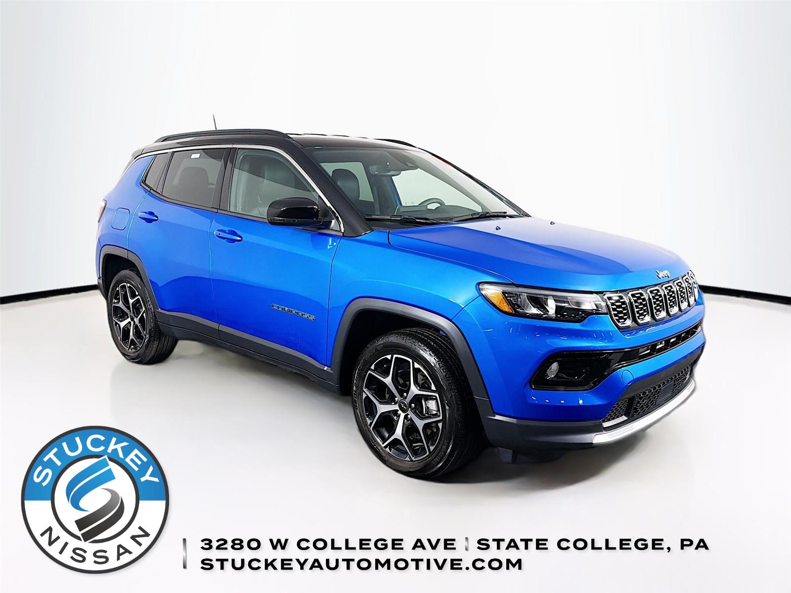 Hydro Blue Pearlcoat 2025 Jeep Compass Limited 4WD SUV / Crossover Four-Wheel Drive 8-Speed Automatic