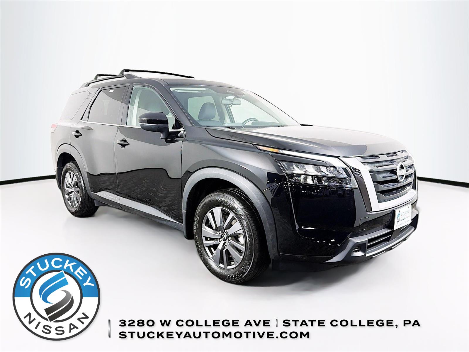 Super Black 2025 Nissan Pathfinder SV 4WD SUV / Crossover All-Wheel Drive Automatic