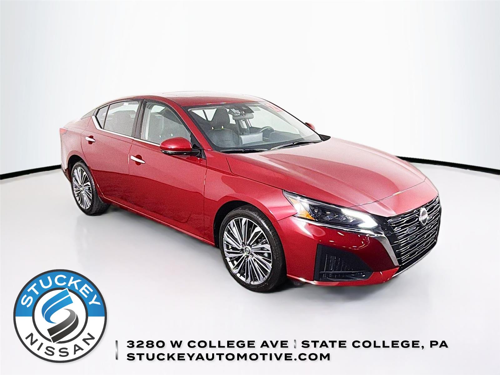 Red (Scarlet Ember) 2025 Nissan Altima 2.5 SL AWD Sedan All-Wheel Drive Continuously Variable Transmission