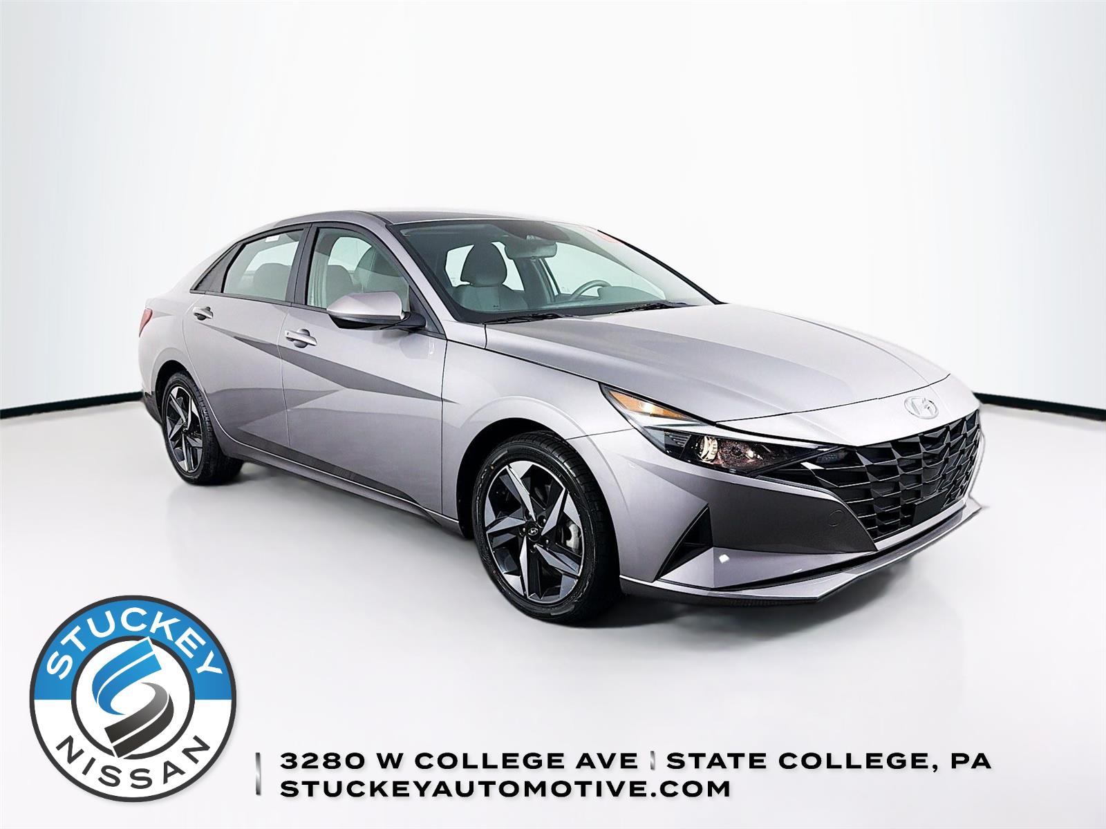 Fluid Metal 2023 Hyundai Elantra SEL FWD Sedan Front-Wheel Drive Continuously Variable Transmission
