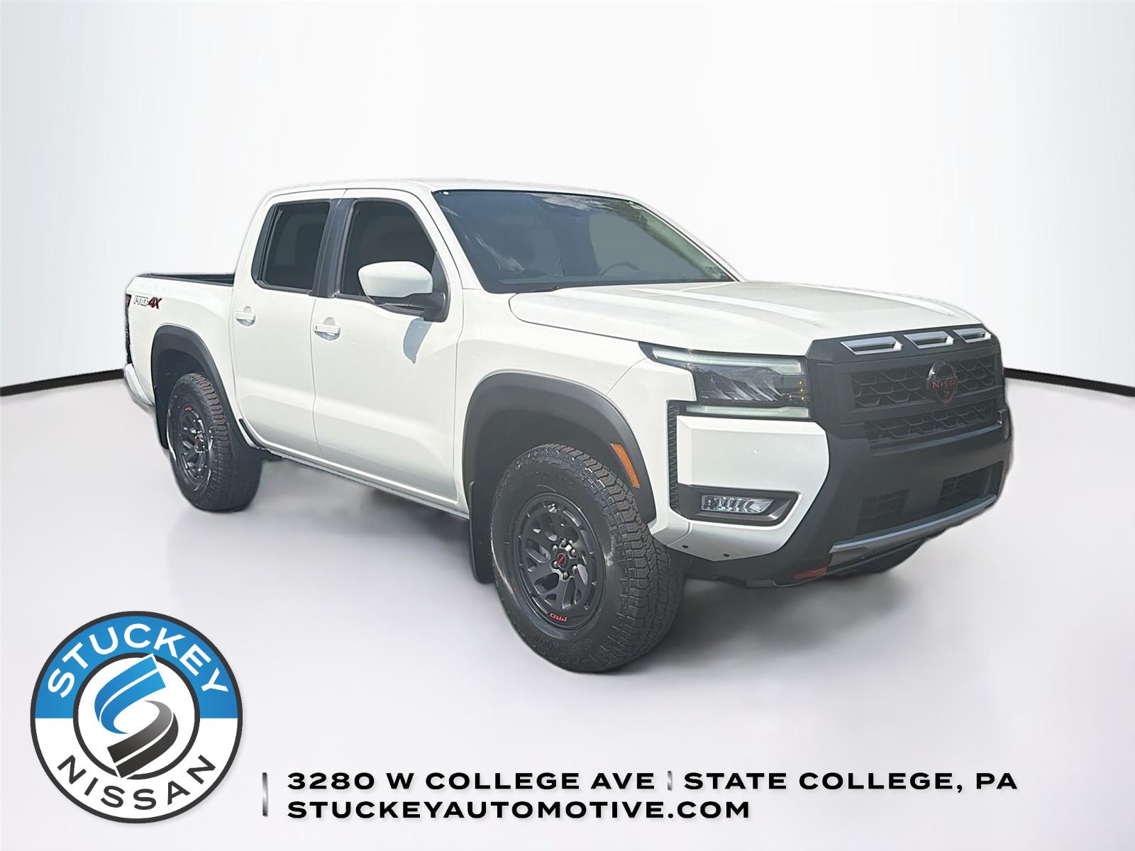 Glacier White 2026 Nissan Frontier Pickup Truck Four-Wheel Drive Automatic