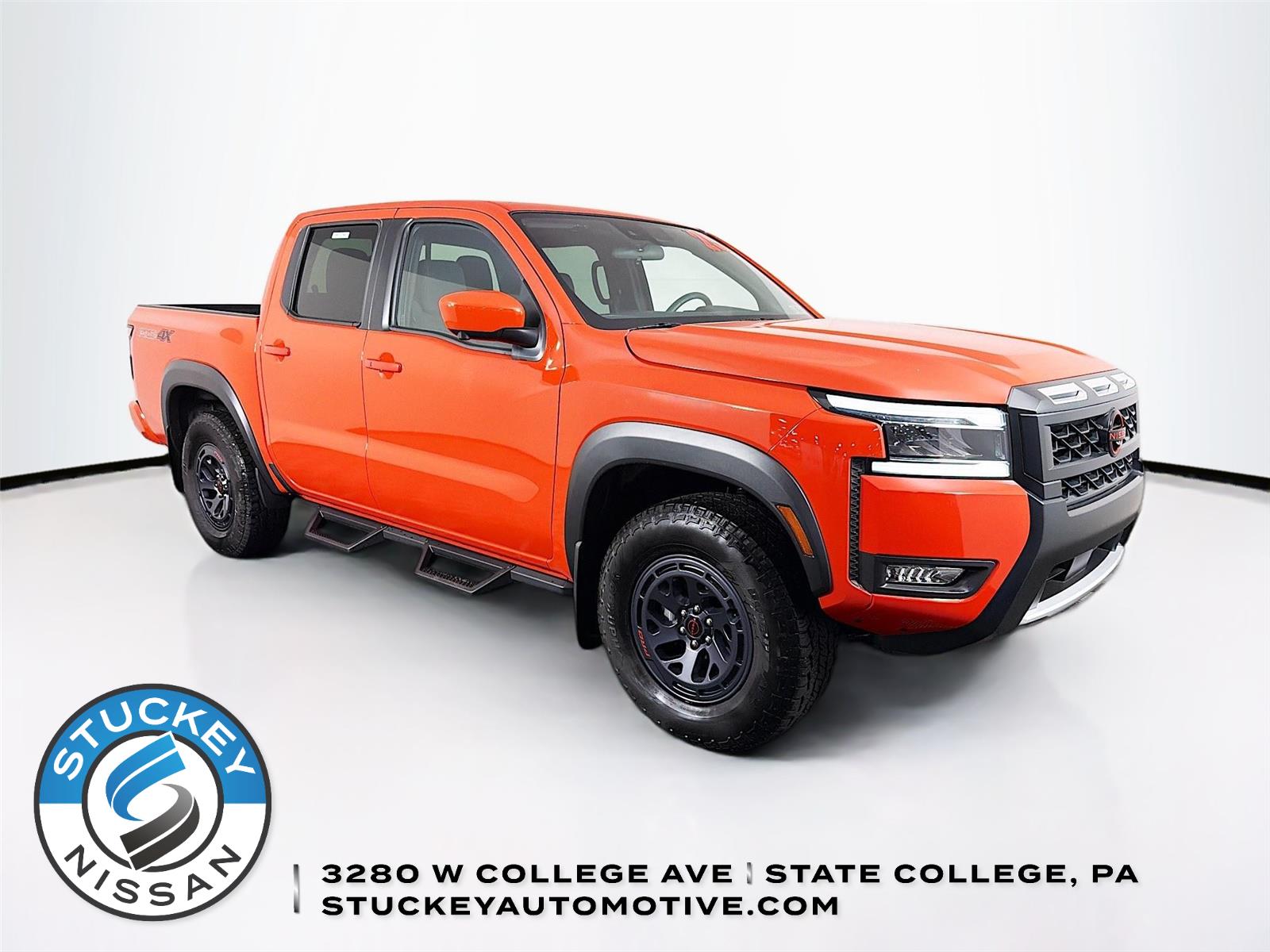 Afterburn Orange 2025 Nissan Frontier PRO-4X Crew Cab 4WD Pickup Truck Four-Wheel Drive Automatic