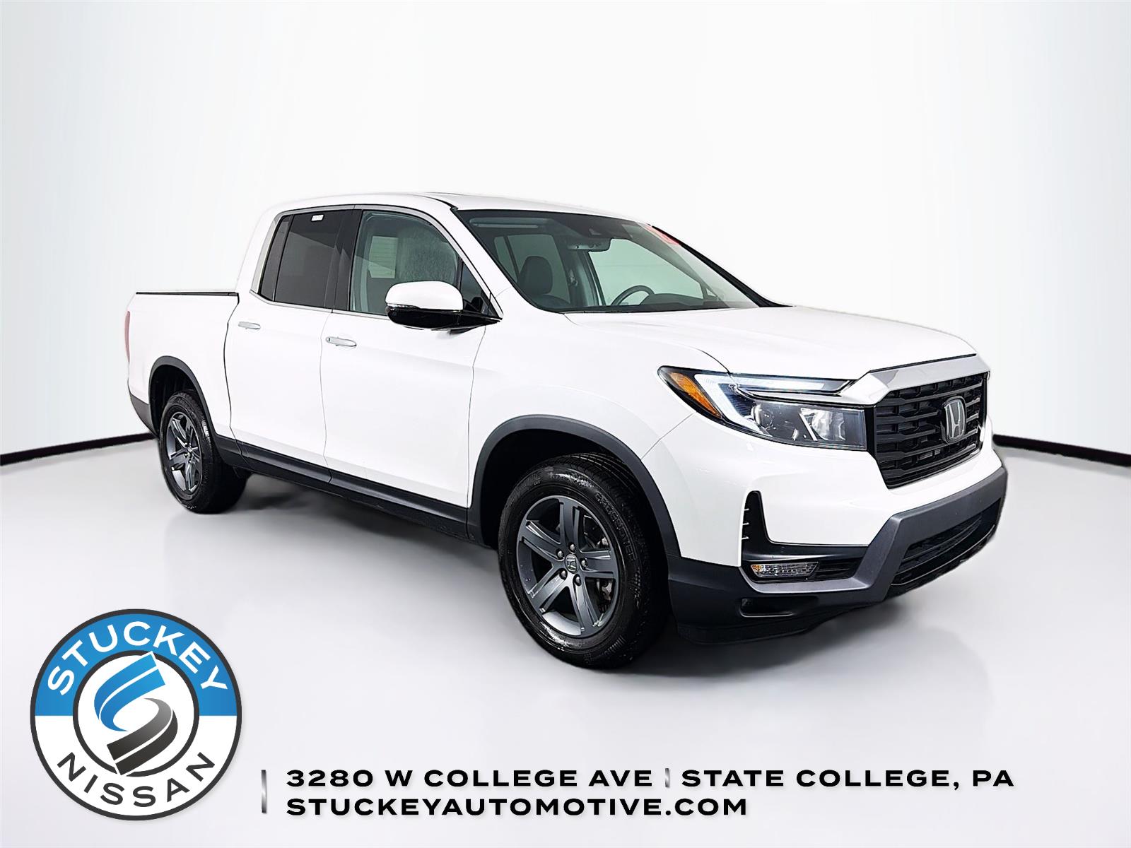 Platinum White Pearl 2023 Honda Ridgeline RTL-E AWD Pickup Truck All-Wheel Drive 9-Speed Automatic