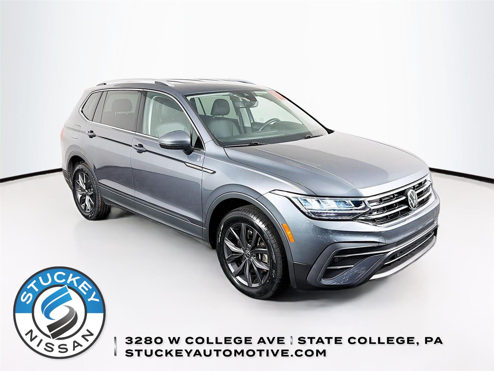 Platinum Gray Metallic 2022 Volkswagen Tiguan SUV / Crossover All-Wheel Drive Automatic